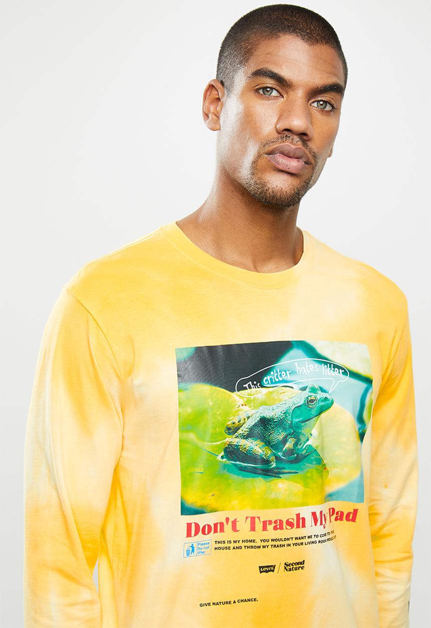 Levi’s® - Relaxed long sleeve graphic tee humor gd shadow - yellow