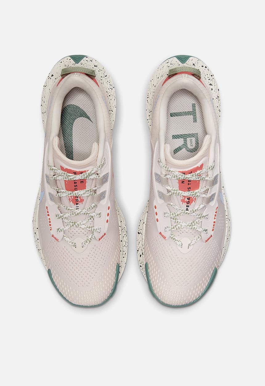 Nike - Pegasus trail 3 - light soft pink/aluminum-magic ember