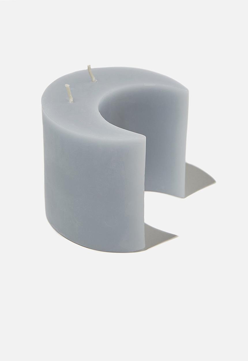 Rubi - Lrg shaped candle - blue moon