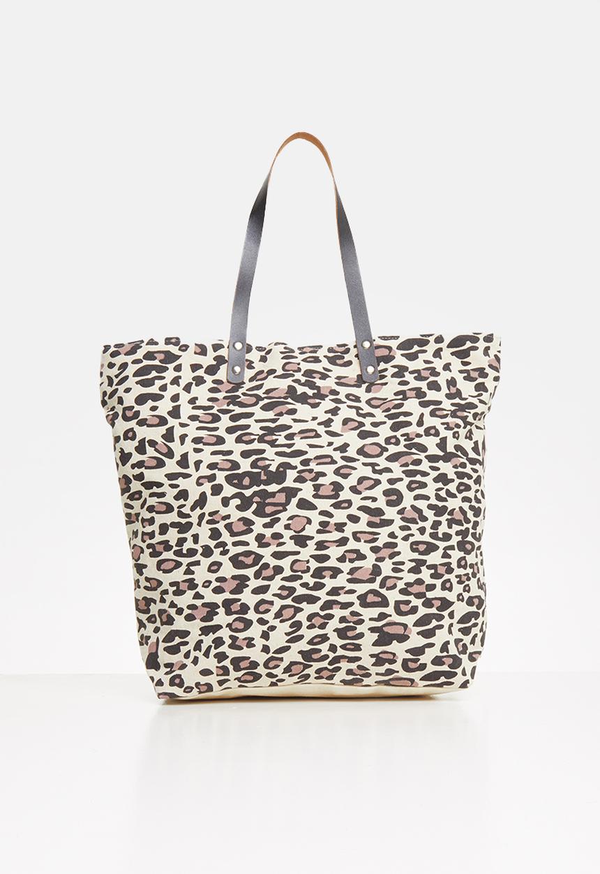 Superbalist - Animal print tote bag - neutral & black