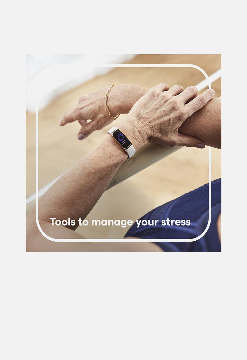 Fitbit - Luxe - Soft Gold & Porcelain White