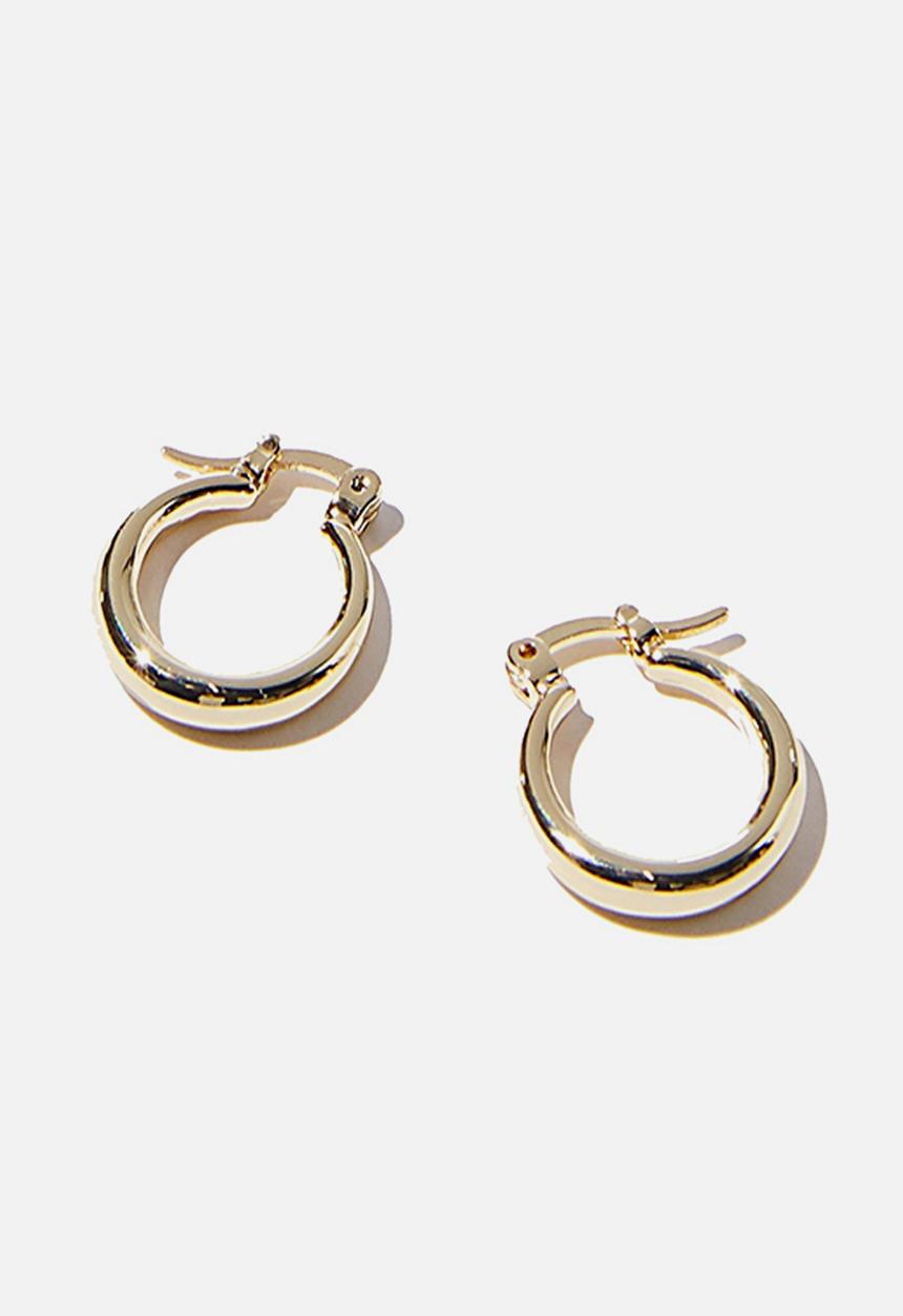 Rubi - Premium huggie hoop - gold plated 