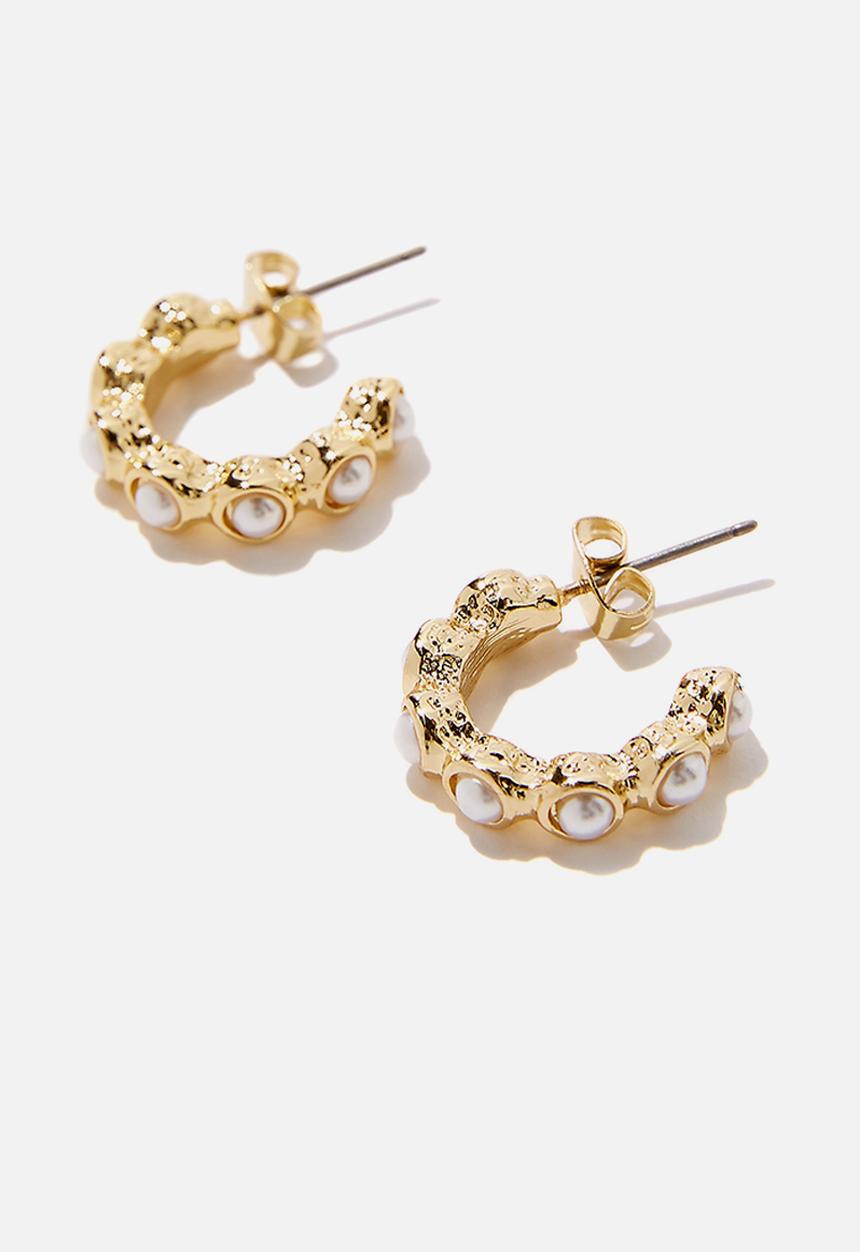 Rubi - Premium everyday hoop - gold plated pearl