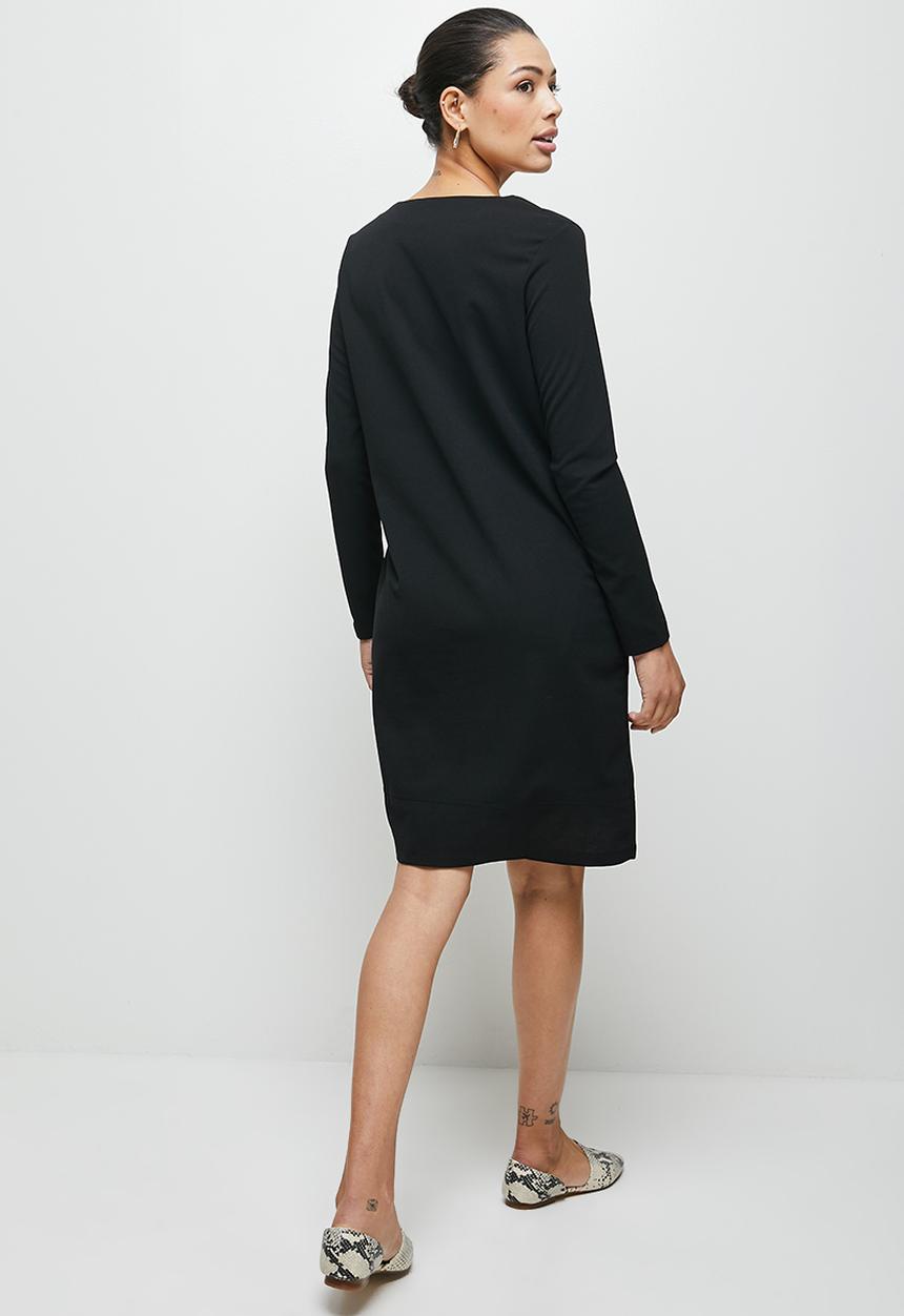 edit - Longsleeve notchneck pocket shift dress - black