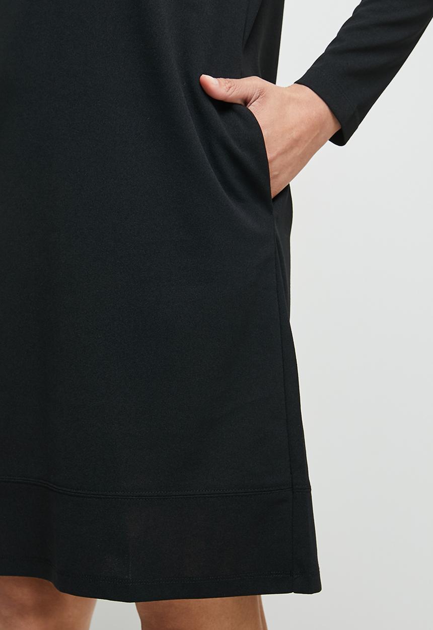 edit - Longsleeve notchneck pocket shift dress - black