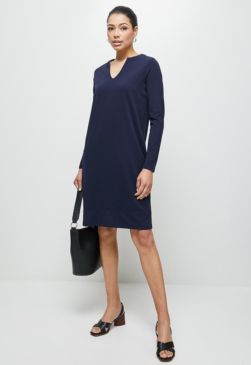 edit - Longsleeve notchneck pocket shift dress - navy