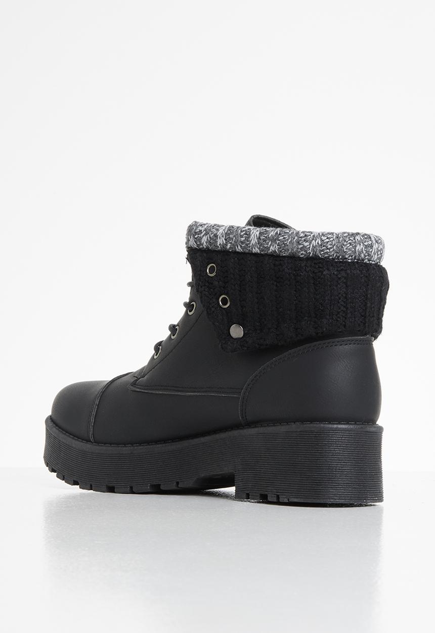 Seduction - Knit panel hiking boot - black