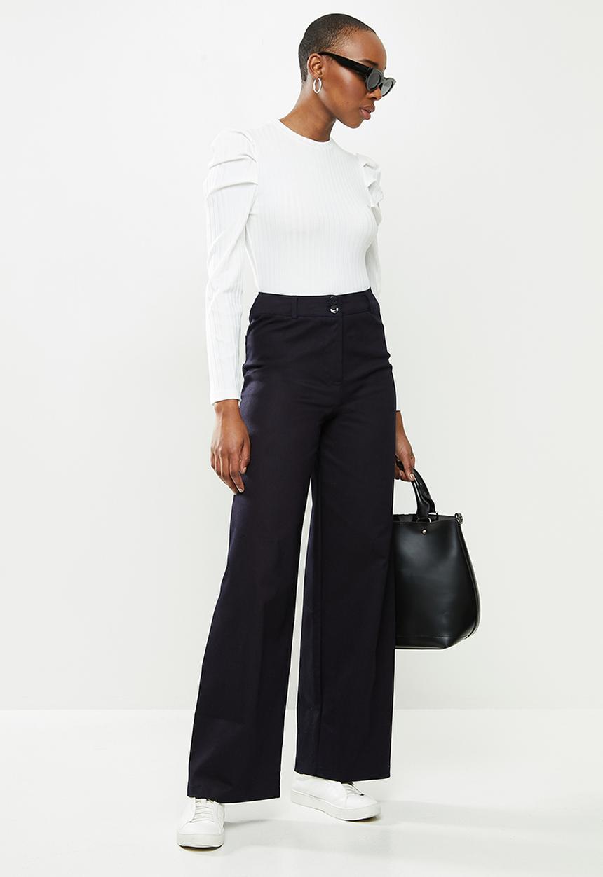 Me&B - The pleated sleeve tee - white