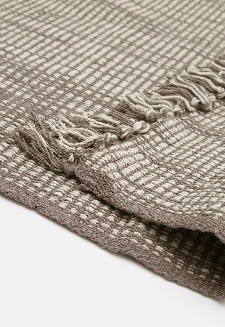 Bathroom Solutions - Cotton bath mat with fringes - taupe