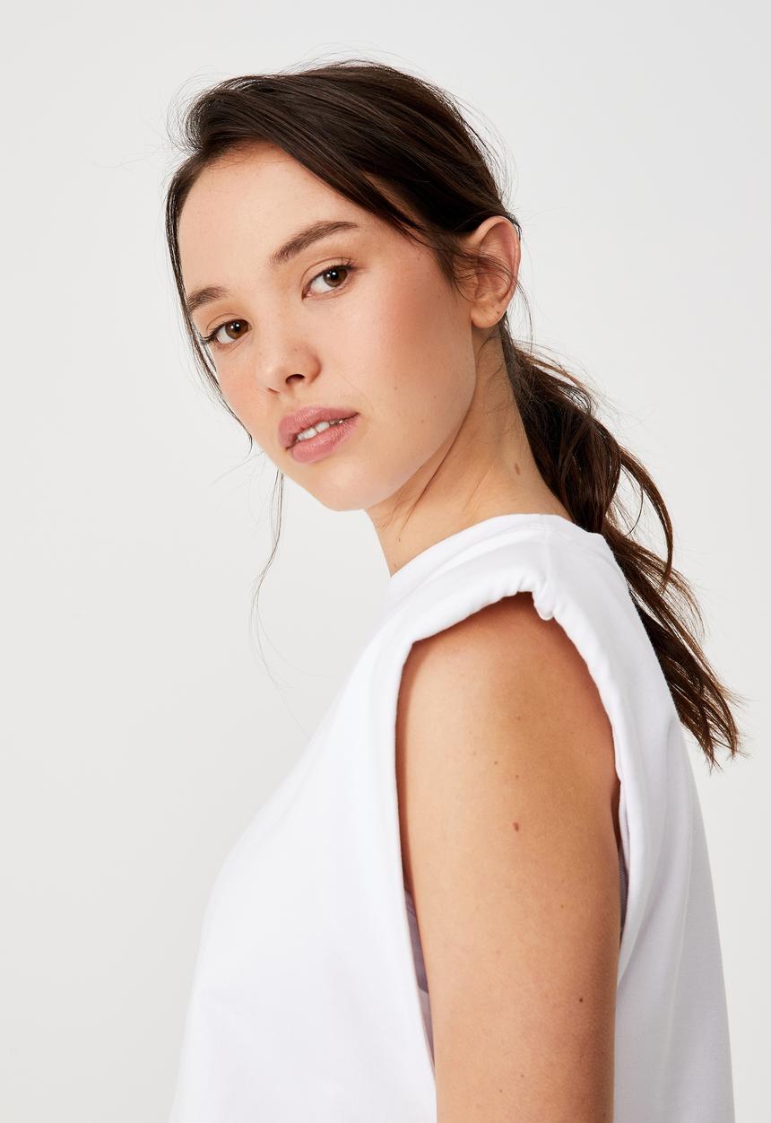 Cotton On - Padded shoulder fleece tank - white
