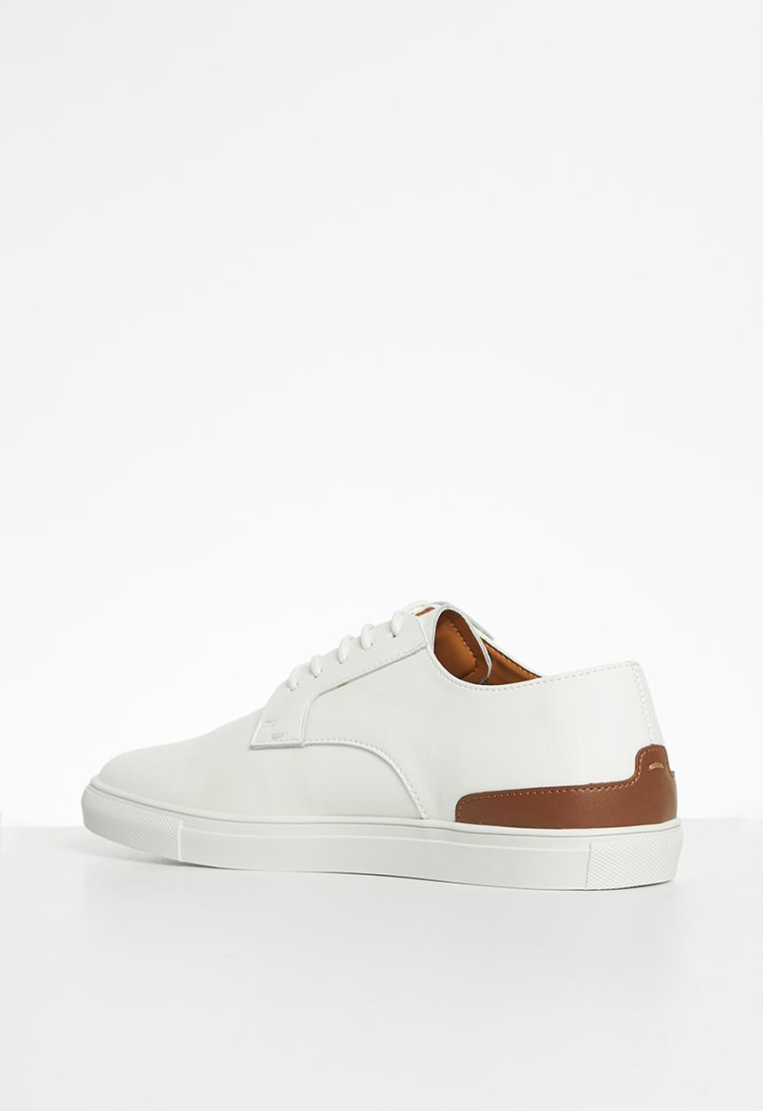 Steve Madden - Colt - white