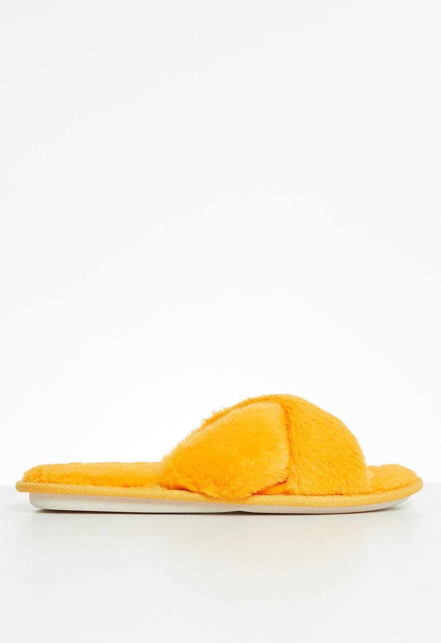 Jada - Criss cross fluffy slipper - yellow