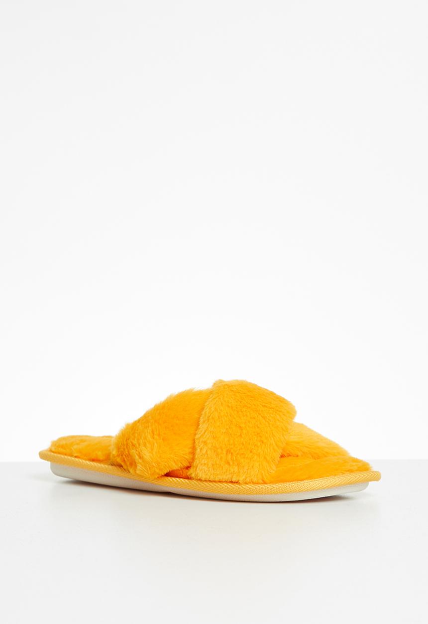 Jada - Criss cross fluffy slipper - yellow