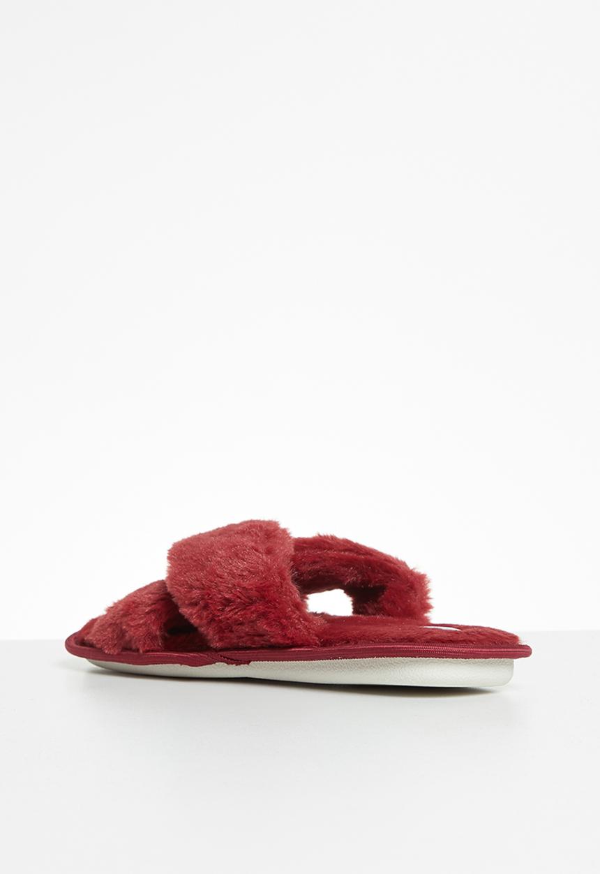 Jada - Criss cross fluffy slipper - red