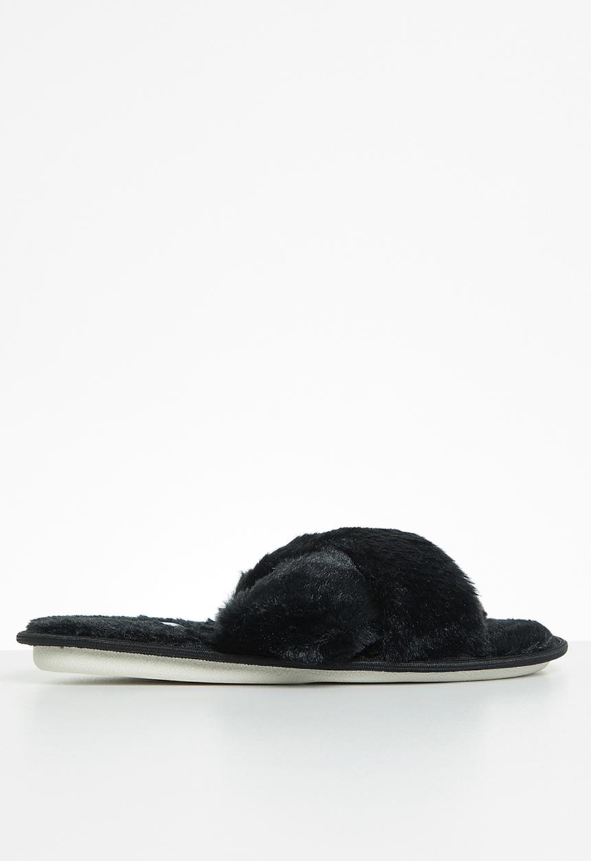 Jada - Criss cross fluffy slipper - black