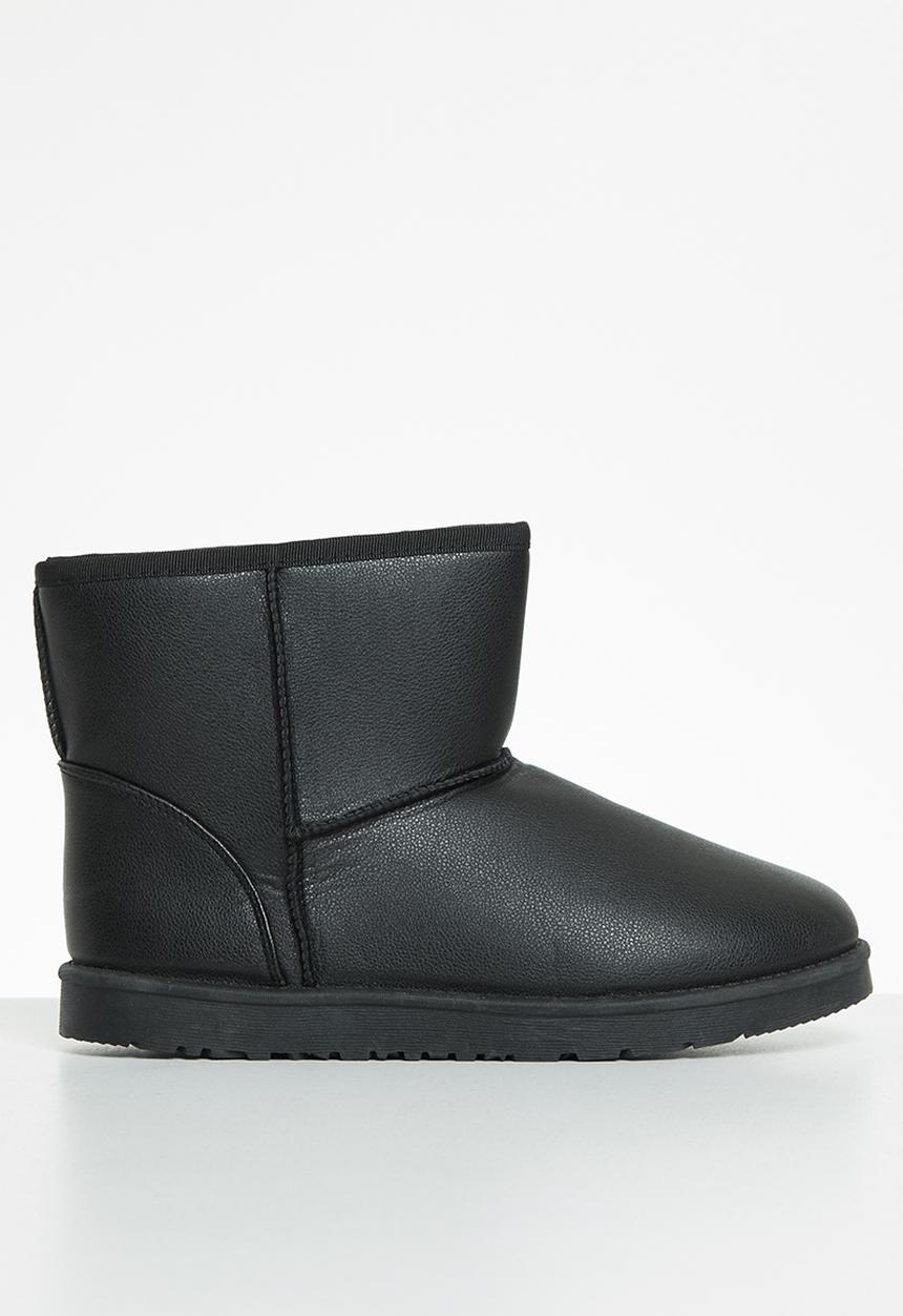 Jada - Piping detail slipper boot - black