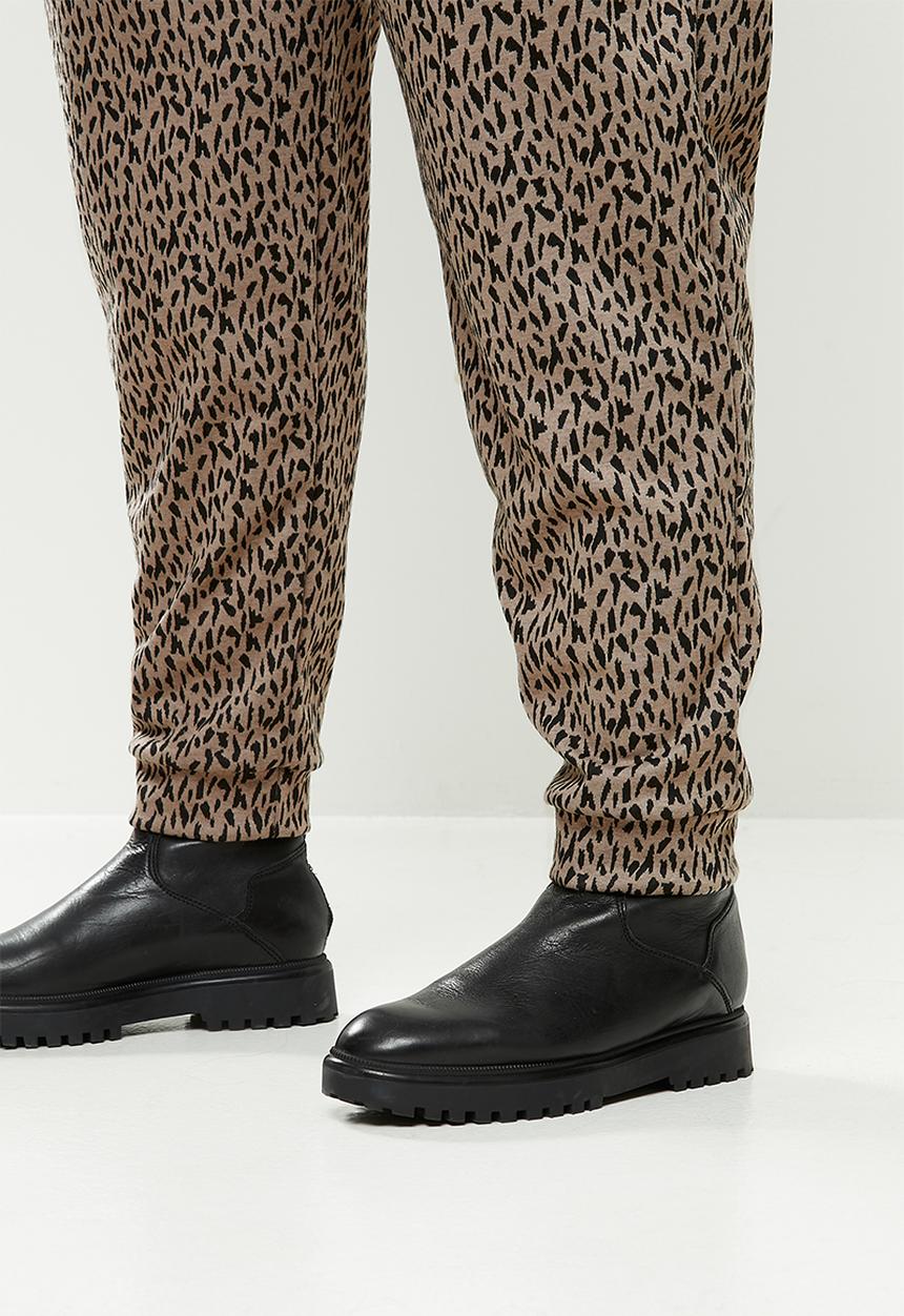 Me&B - Plus animal elasticated jacquard pant - taupe & black 