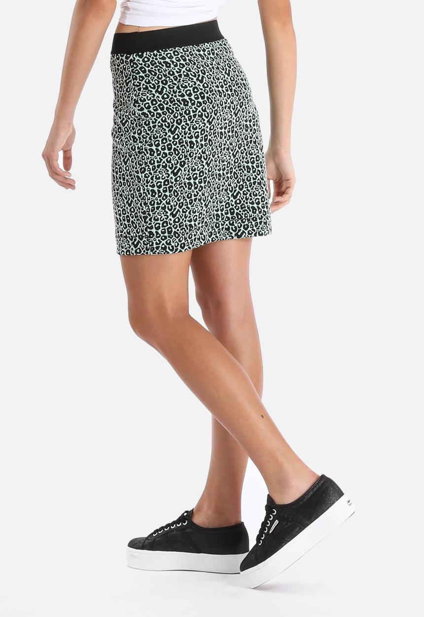 Vero Moda - Mido Short Skirt 