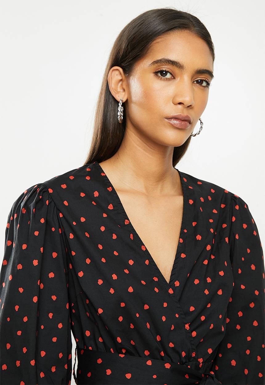 Glamorous - Vneck volume sleeve dress- black