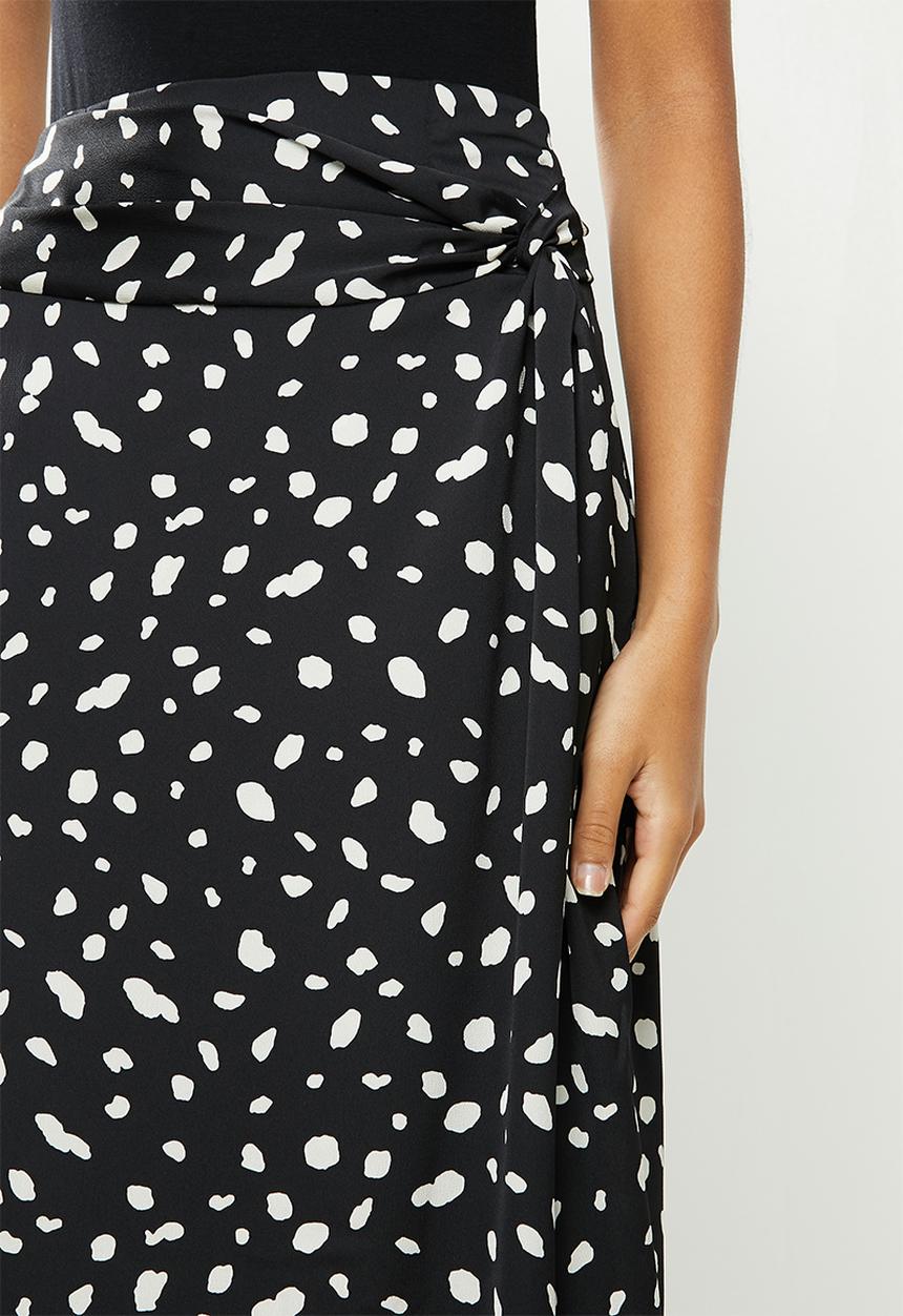 Vero Moda - Calina highwaist tie skirt - black