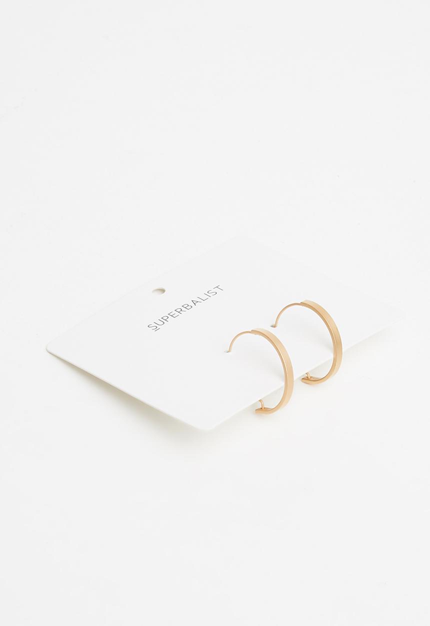 Superbalist - Lizzie hoop earrings - gold
