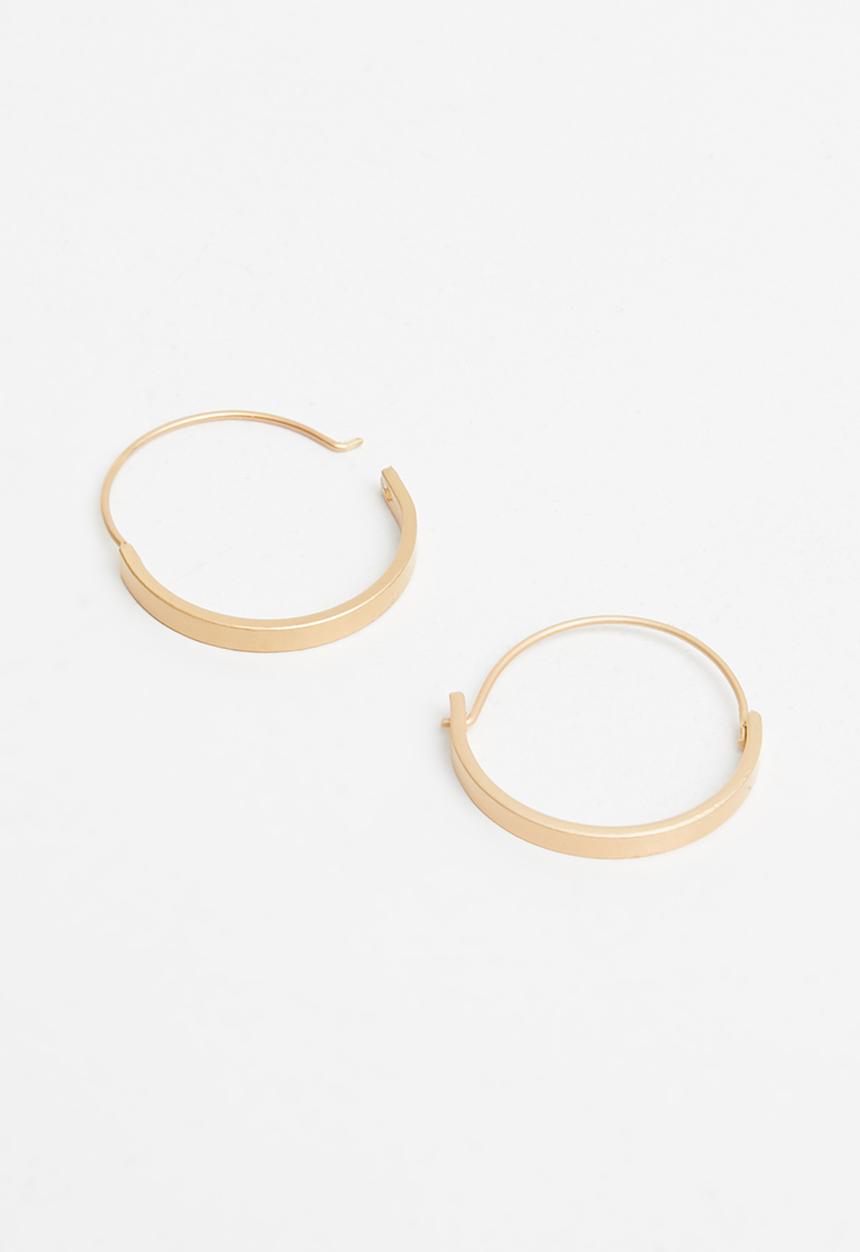 Superbalist - Lizzie hoop earrings - gold