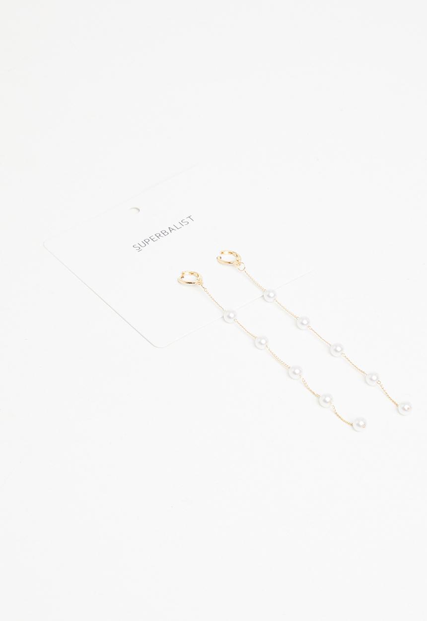 Superbalist - Aurora faux pearl earrings- gold & cream