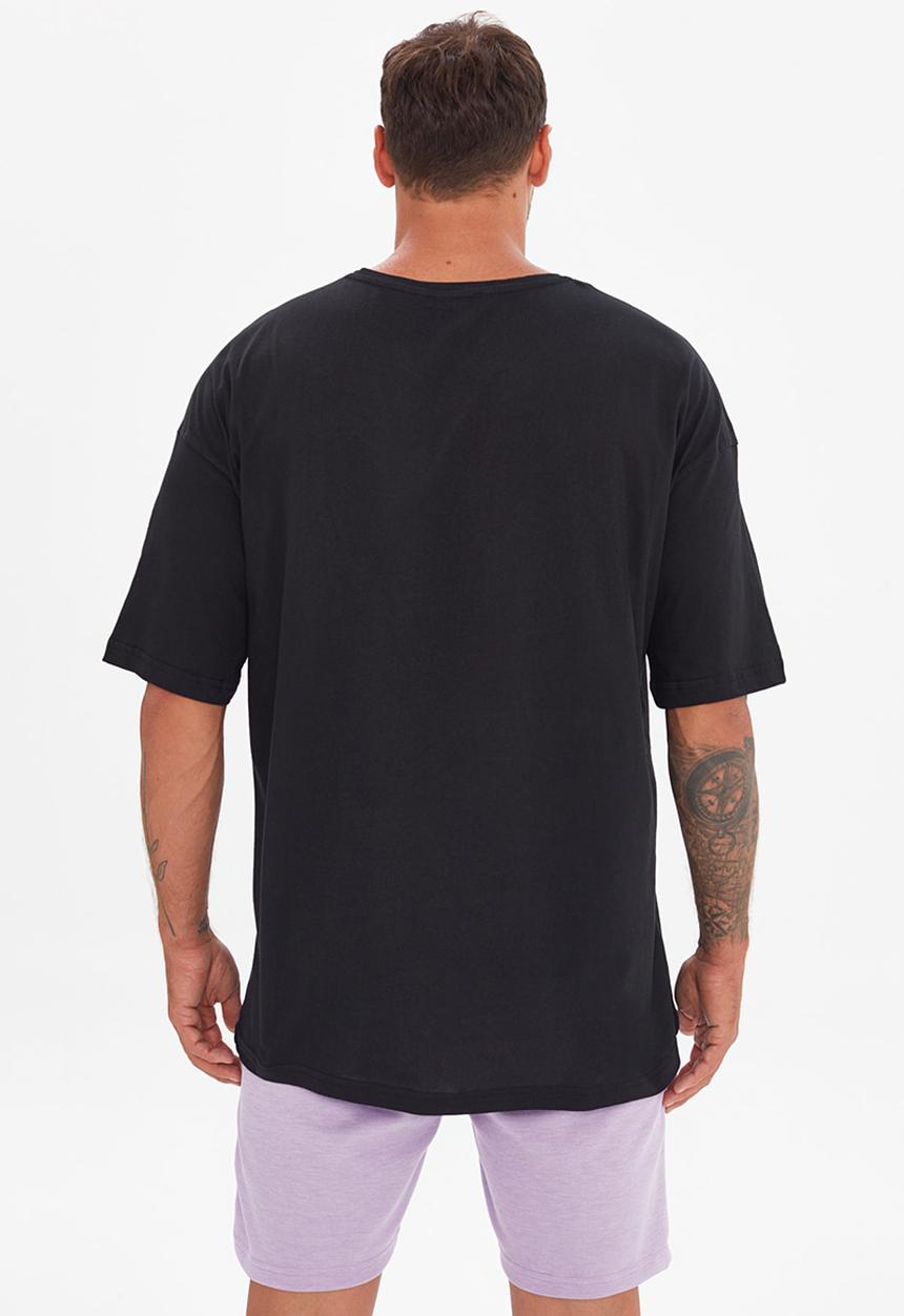 Trendyol - Chest printed short sleeve tee - black