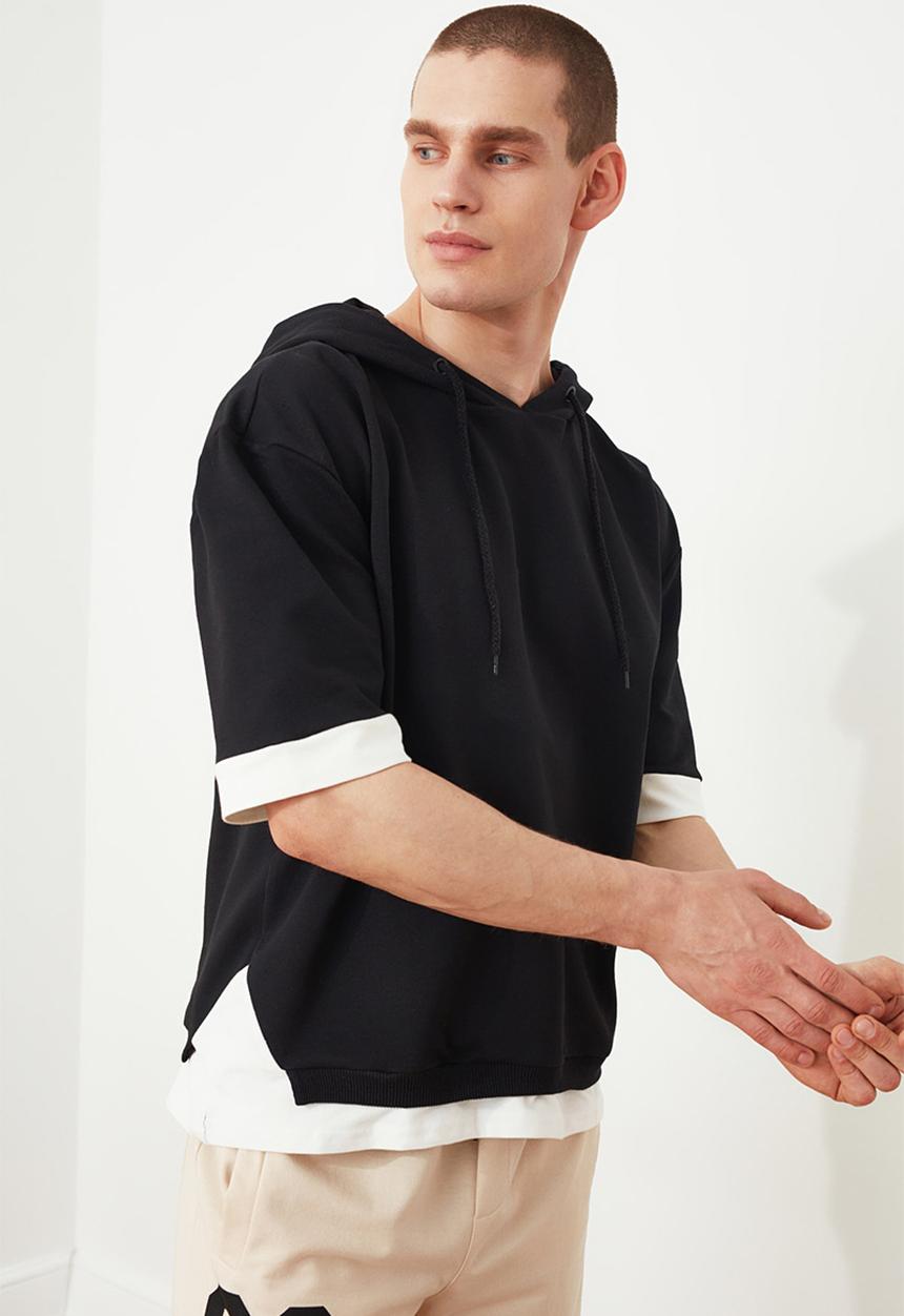 Trendyol - Half sleeve hooded sweater - black