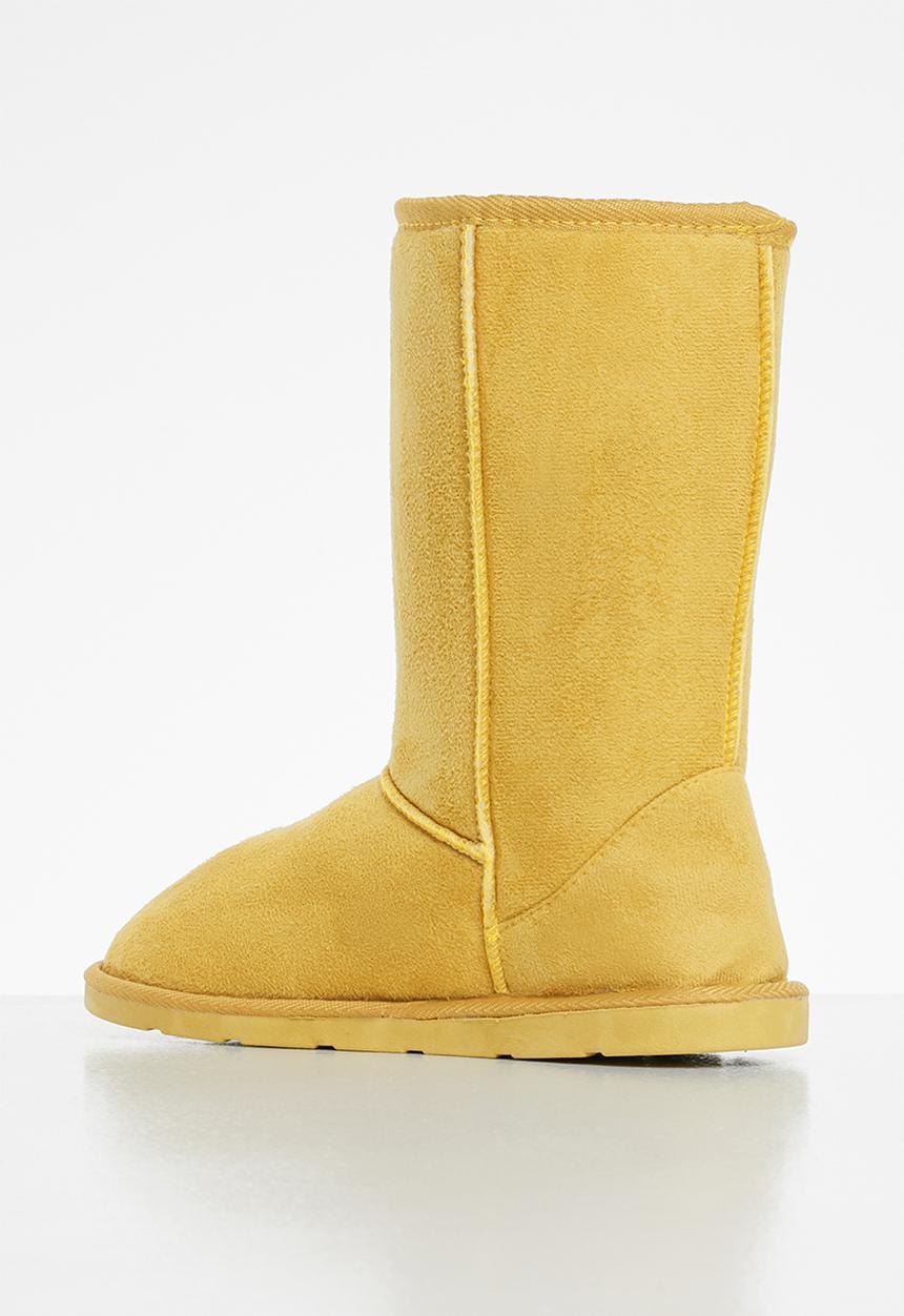 dailyfriday - Cas boot - mustard