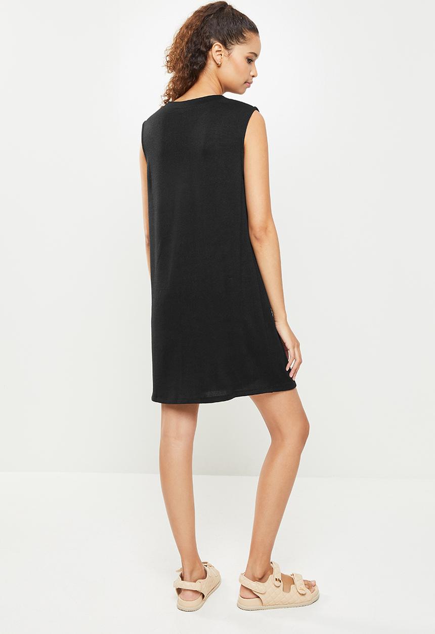 Blake - V-neck cut and sew mini - black