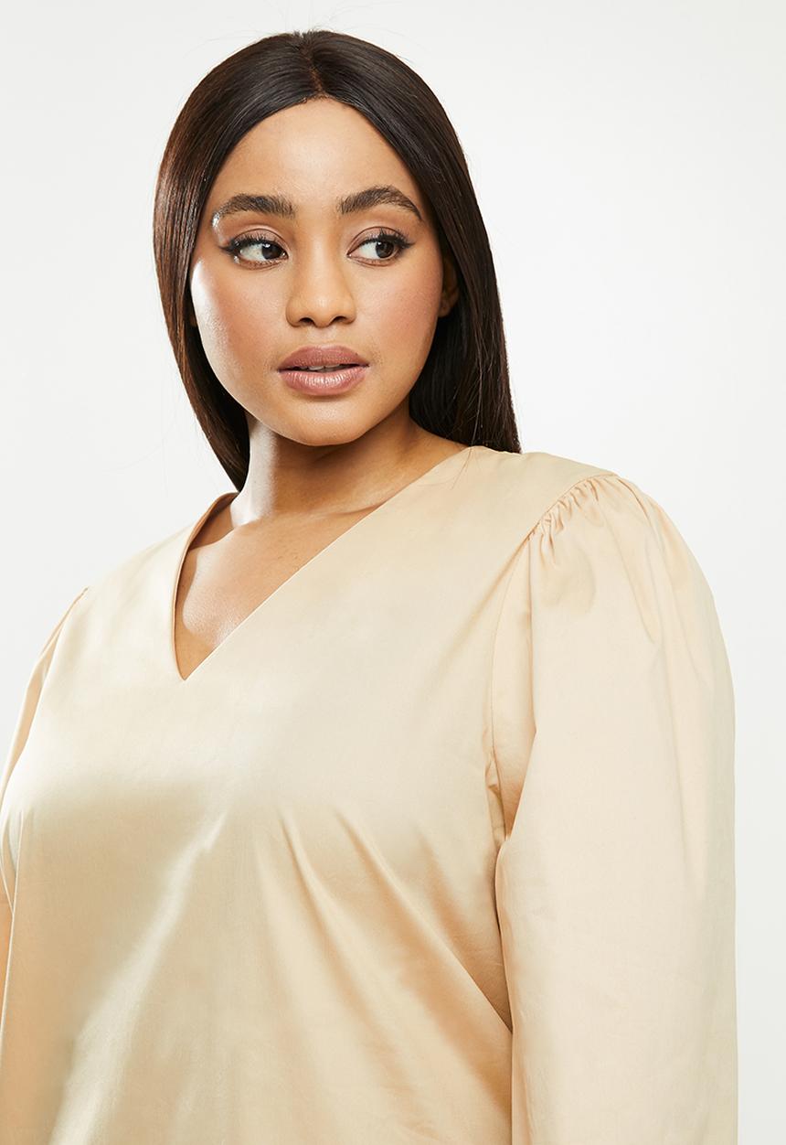 Glamorous - Plus vneck long sleeve dress - stone