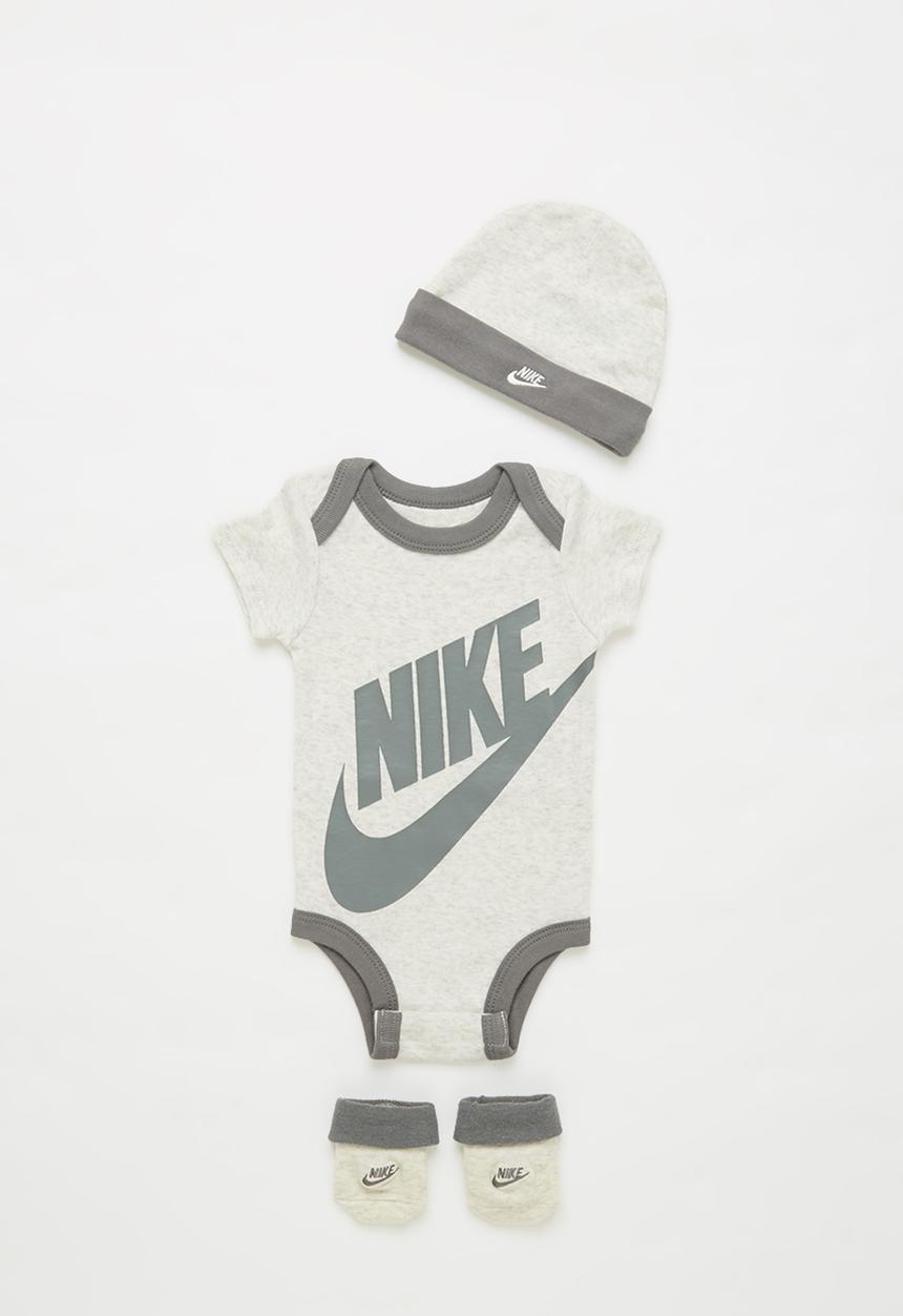 Nike - Futura logo hat / bodysuit / bootie 3 piece set - grey 
