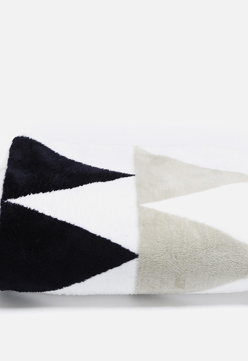 Hertex Fabrics - Trifun Throw