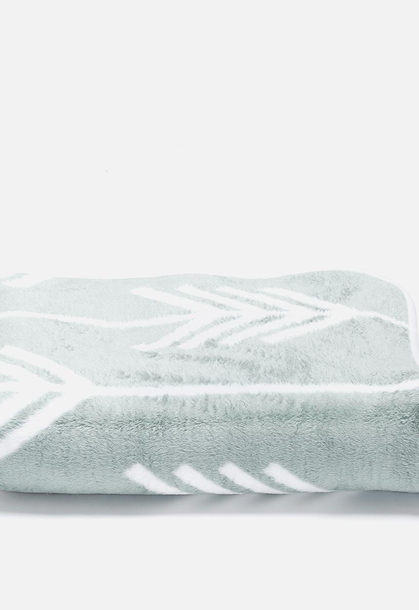 Hertex Fabrics - Arrows Throw