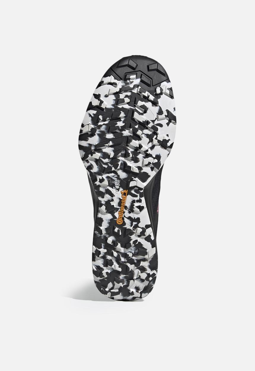 adidas Performance - Terrex speed flow - core black/crystal white/solar yellow