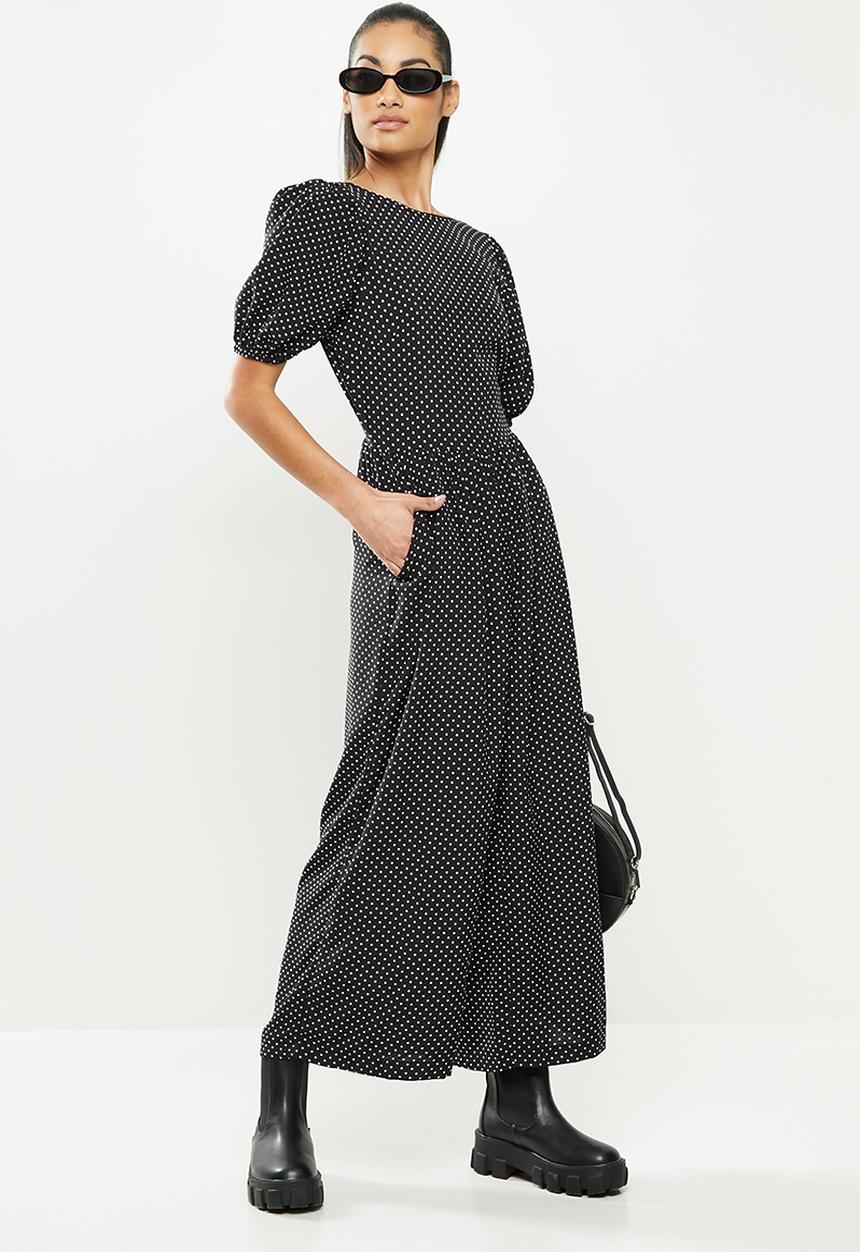 Missguided - Petite tie back puff sleeve jumpsuit - black & white 