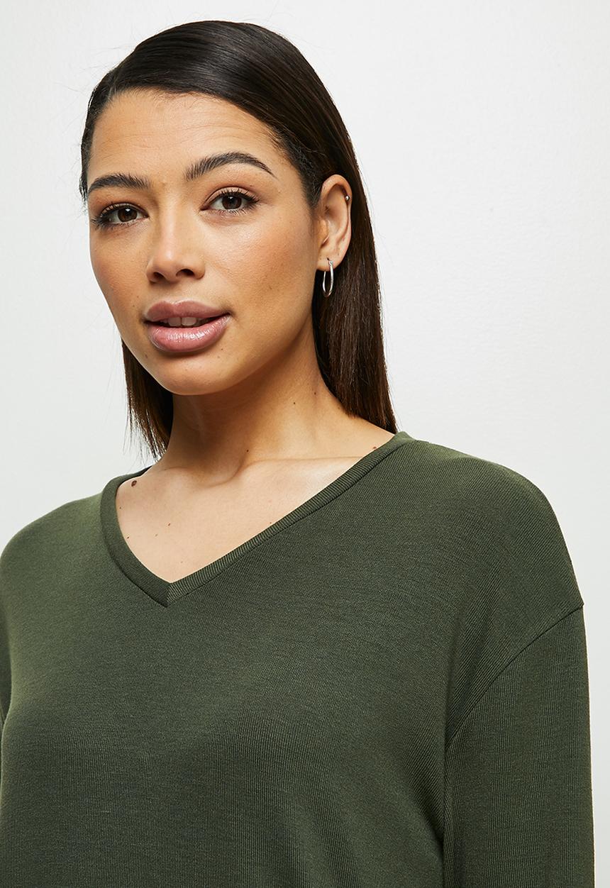 edit - Longline cut & sew top - khaki