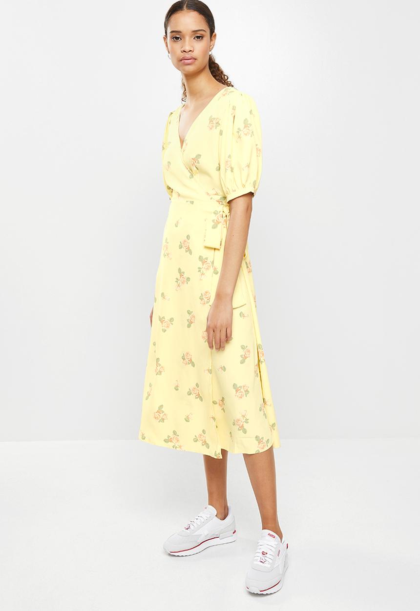Glamorous - V-neck wrap mid dress - yellow