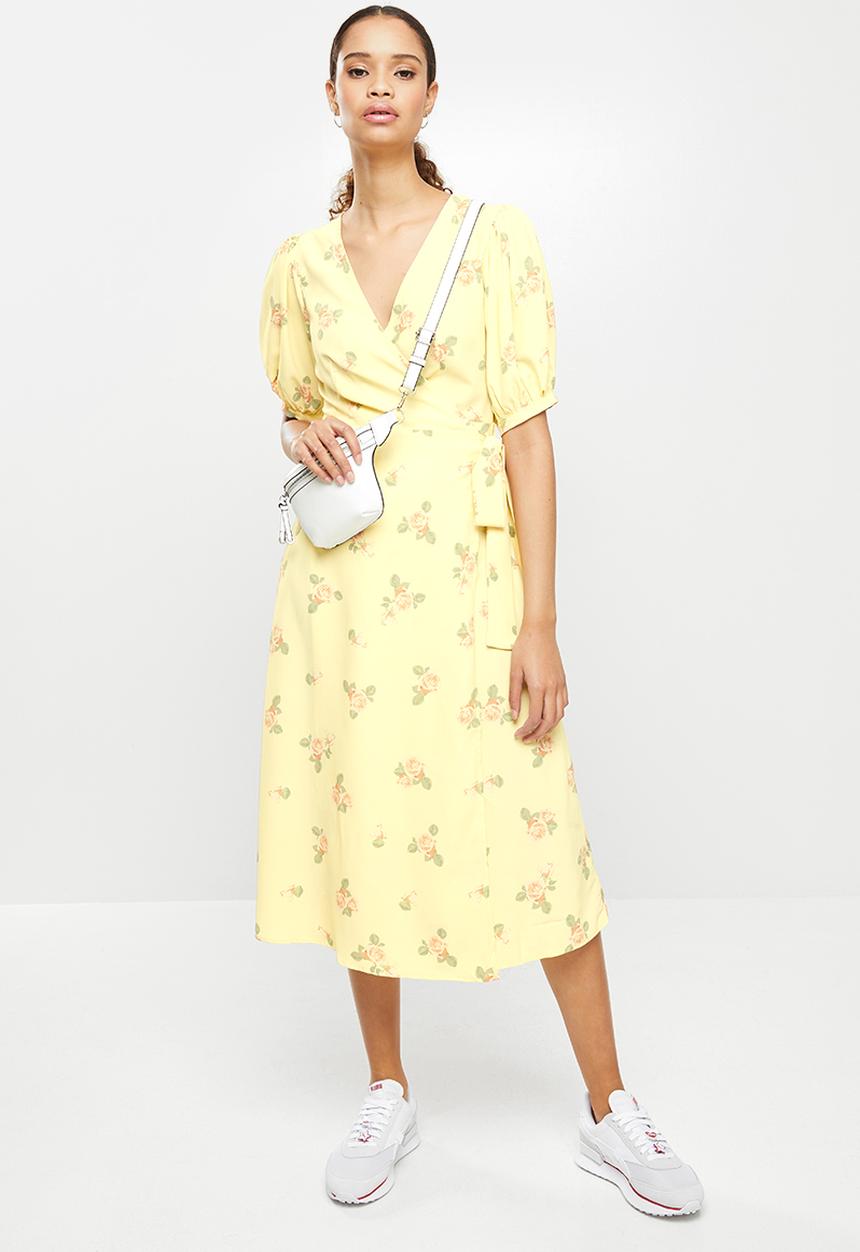 Glamorous - V-neck wrap mid dress - yellow