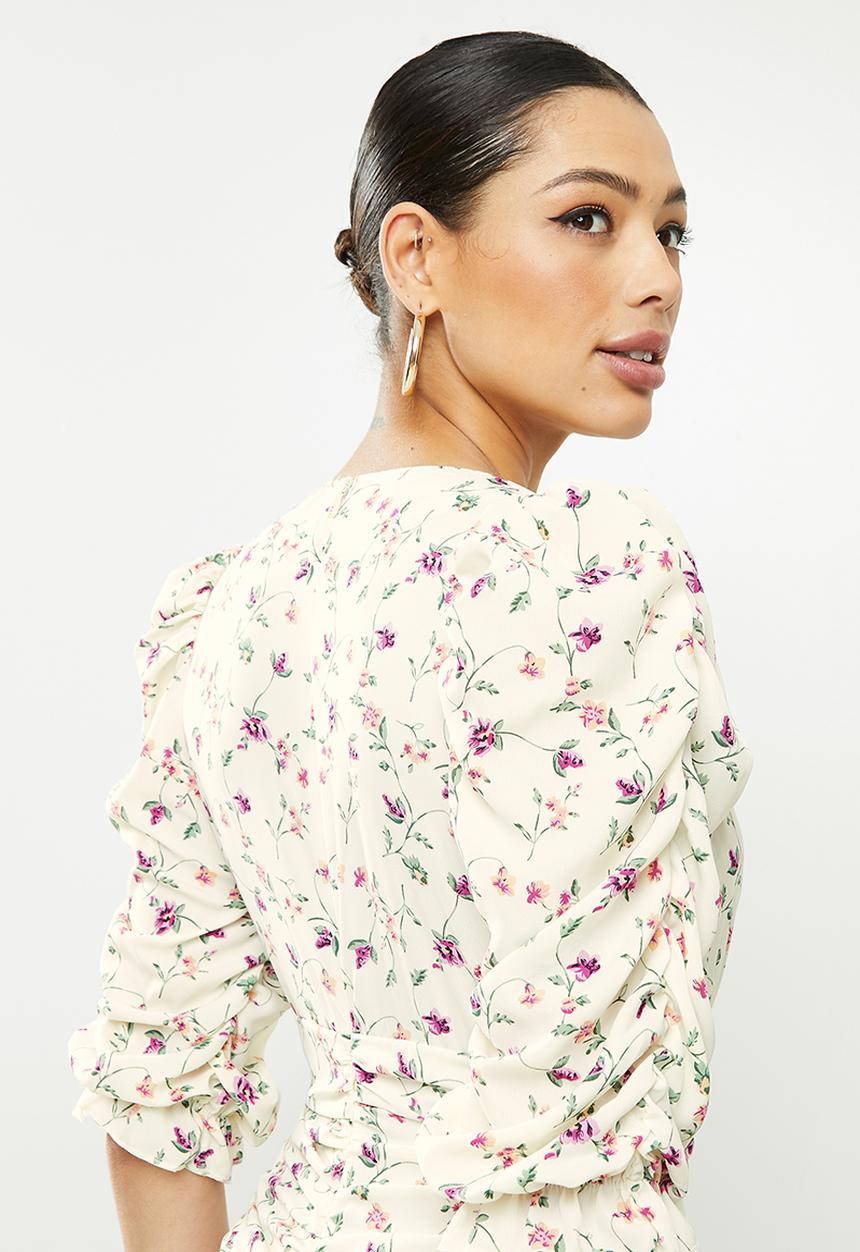 Missguided - Floral print ruched mini dress - white