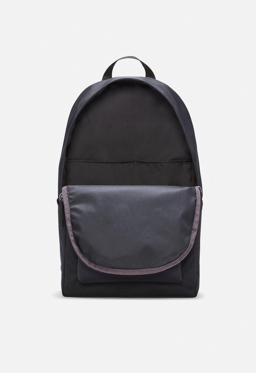 Nike - Nike heritage - black