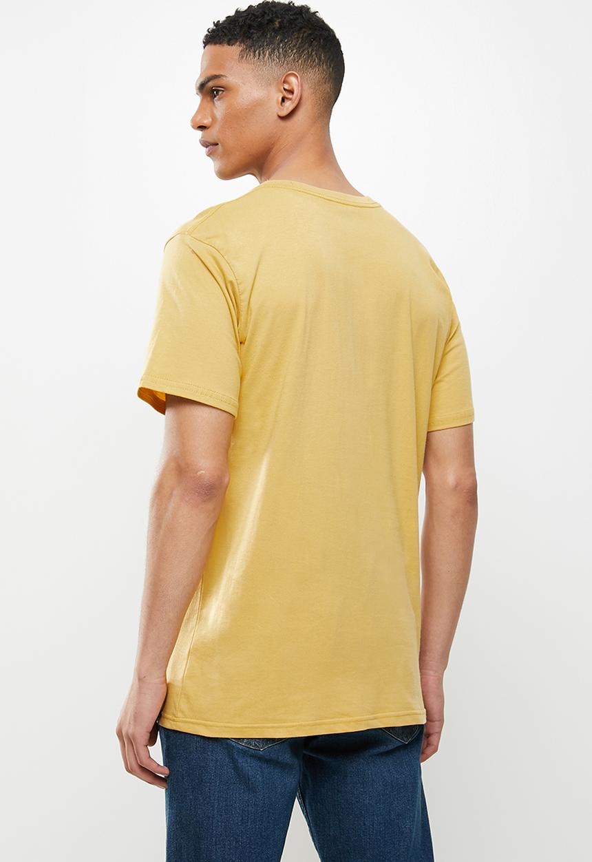 DC - Outline tee - rattan yellow