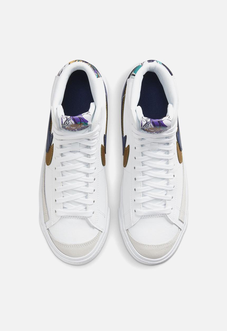 Nike - Blazer mid '77 se (gs) - white/blvoid