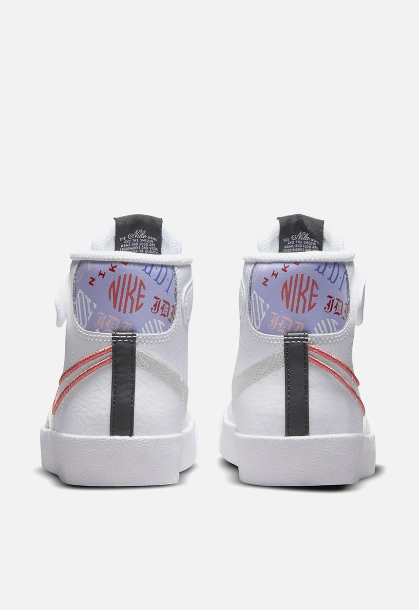Nike - Nike blazer mid '77 se - white/magic ember/purple pulse