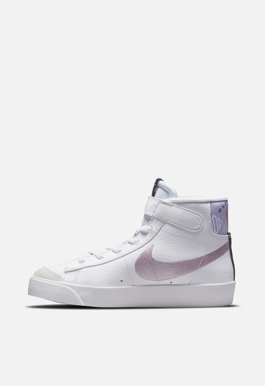 Nike - Nike blazer mid '77 se - white/magic ember/purple pulse