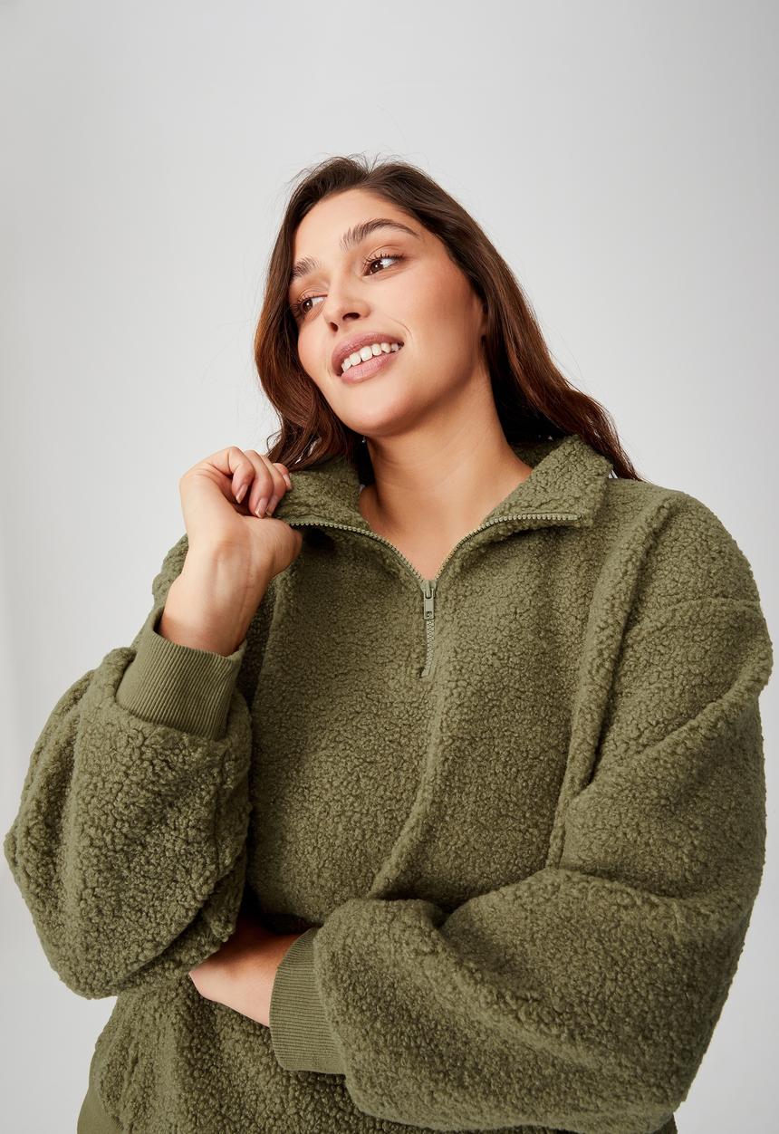 Cotton On - Curve quarter zip through teddy pullover - soft moss