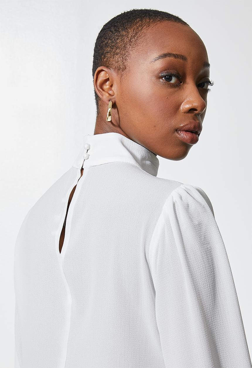 Superbalist - Funnel neck shell - white 