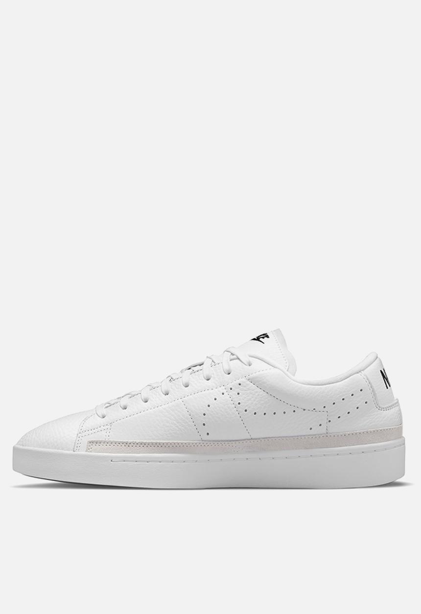 Nike - Blazer low X - white/black-summit white-gum light brown