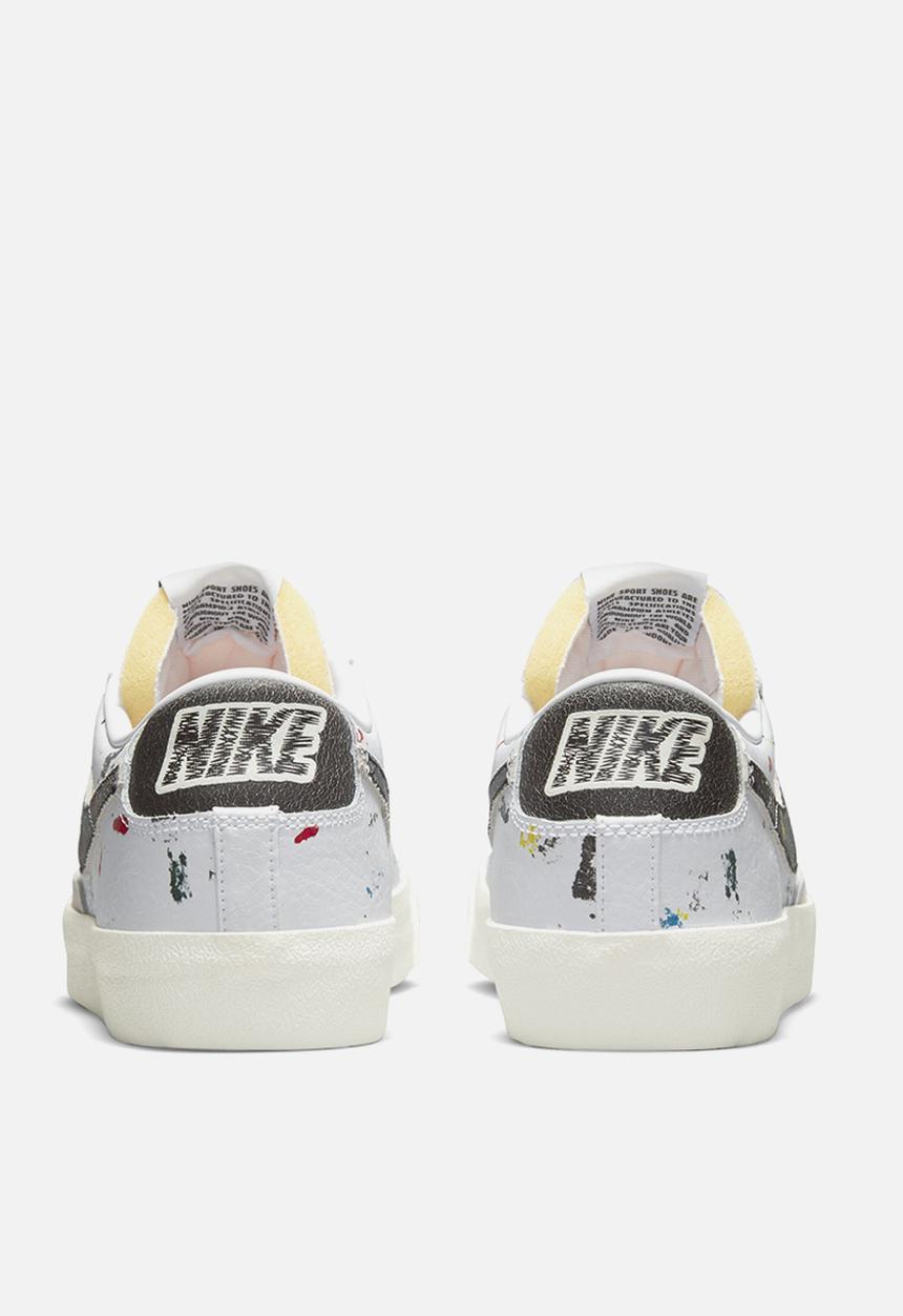 Nike - Blazer low '77 - white/black-white-sail